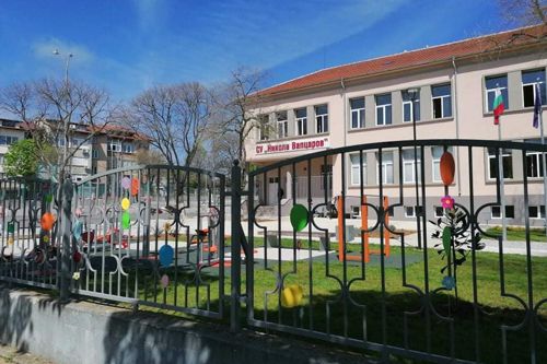 Средно училище &bdquo;Никола Вапцаров&rdquo; гр.Царево