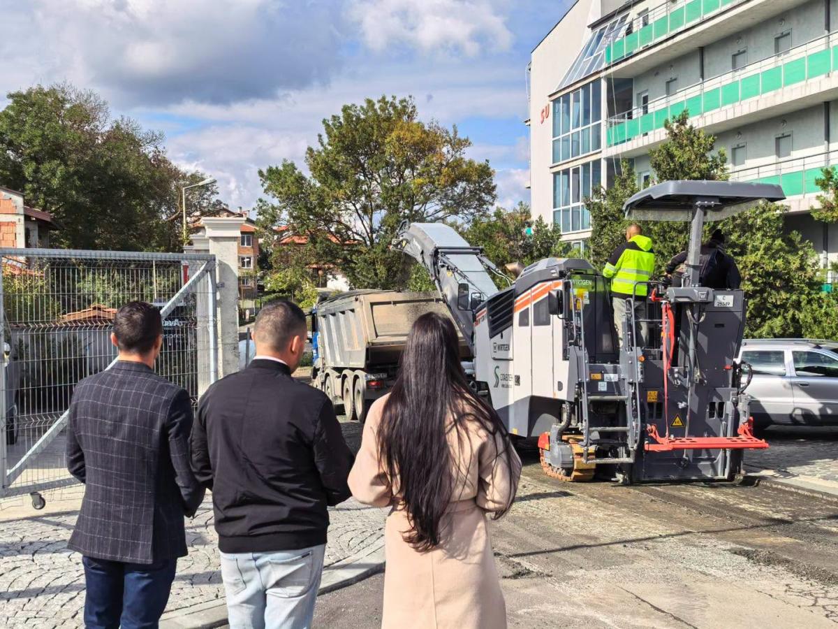 Започва основен ремонт на пътя и изграждане на вело и пешеходна алея от Оазис до село Лозенец